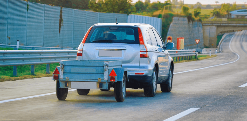 Staying in the correct lane when you are towing a trailer