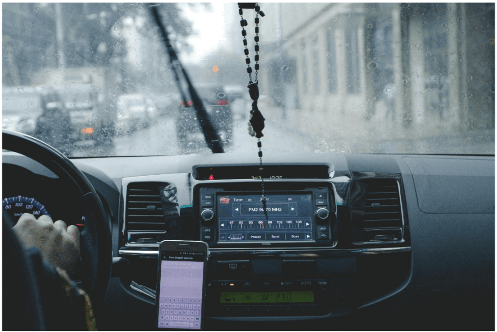 Smartphone Apps for Safer Driving: Protecting Your Data on the Go